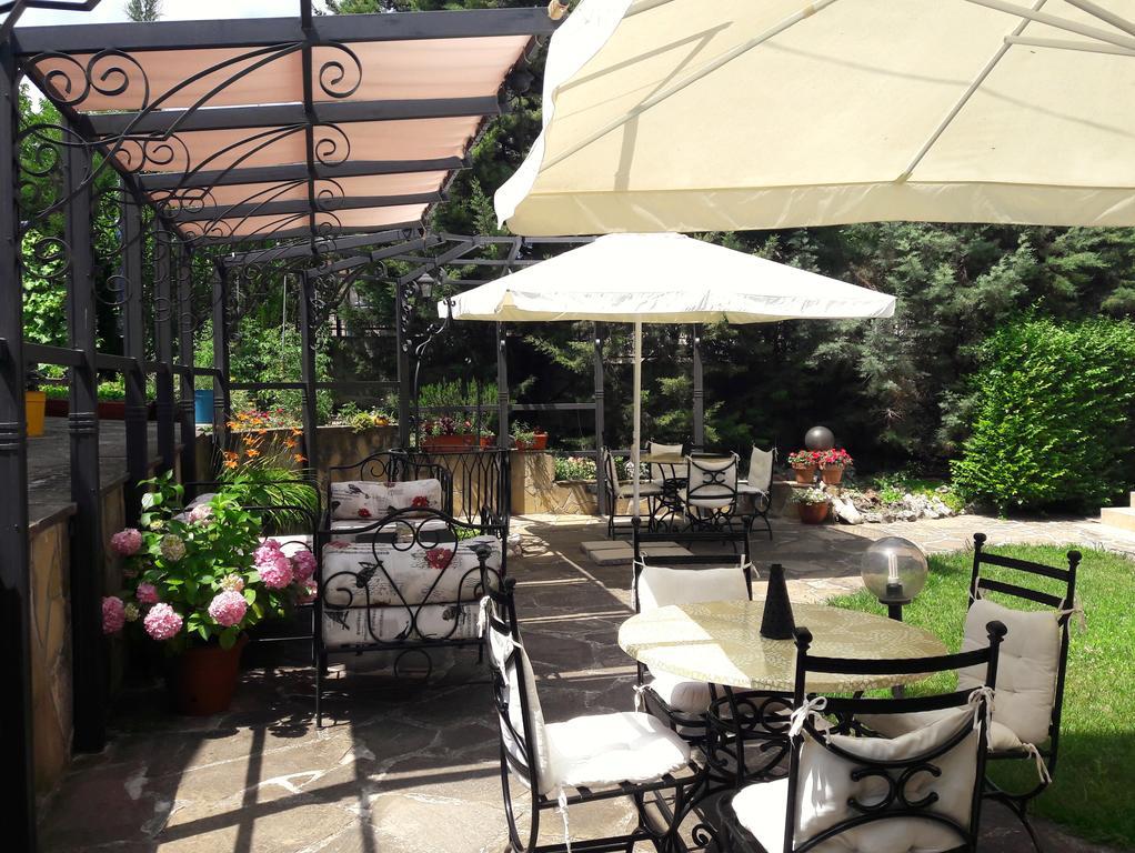 Motivi Hotel Saints Constantine and Helena Bagian luar foto